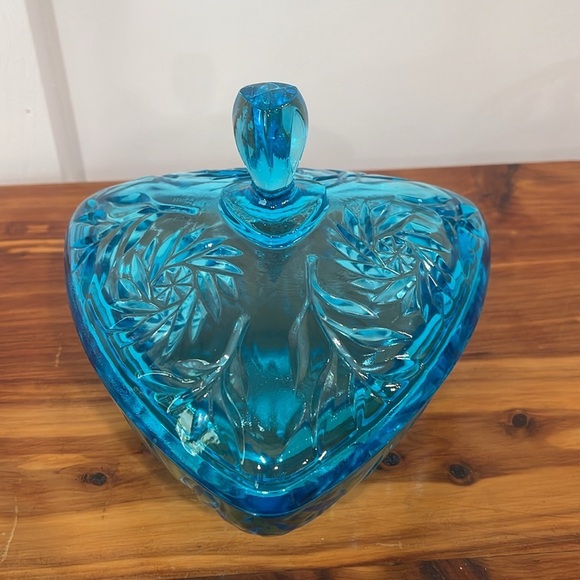 Vtg Hazel Atlas Capri Blue Glass Triangle Pinwheel Lidded Candy Dish - Picture 3 of 6